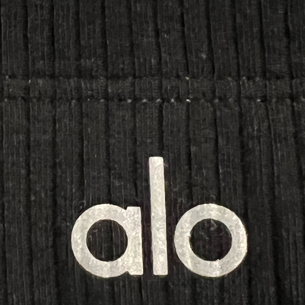 ALO Softsculpt Precision Long Sleeve Black Bra Top Cropped Size M - Picture 5 of 6